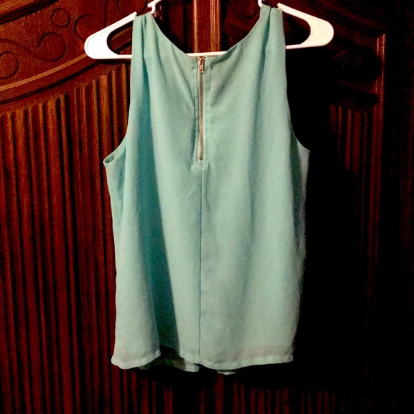 Dainty Light Teal Blue Sleeveless Blouse - Picture 3 of 7